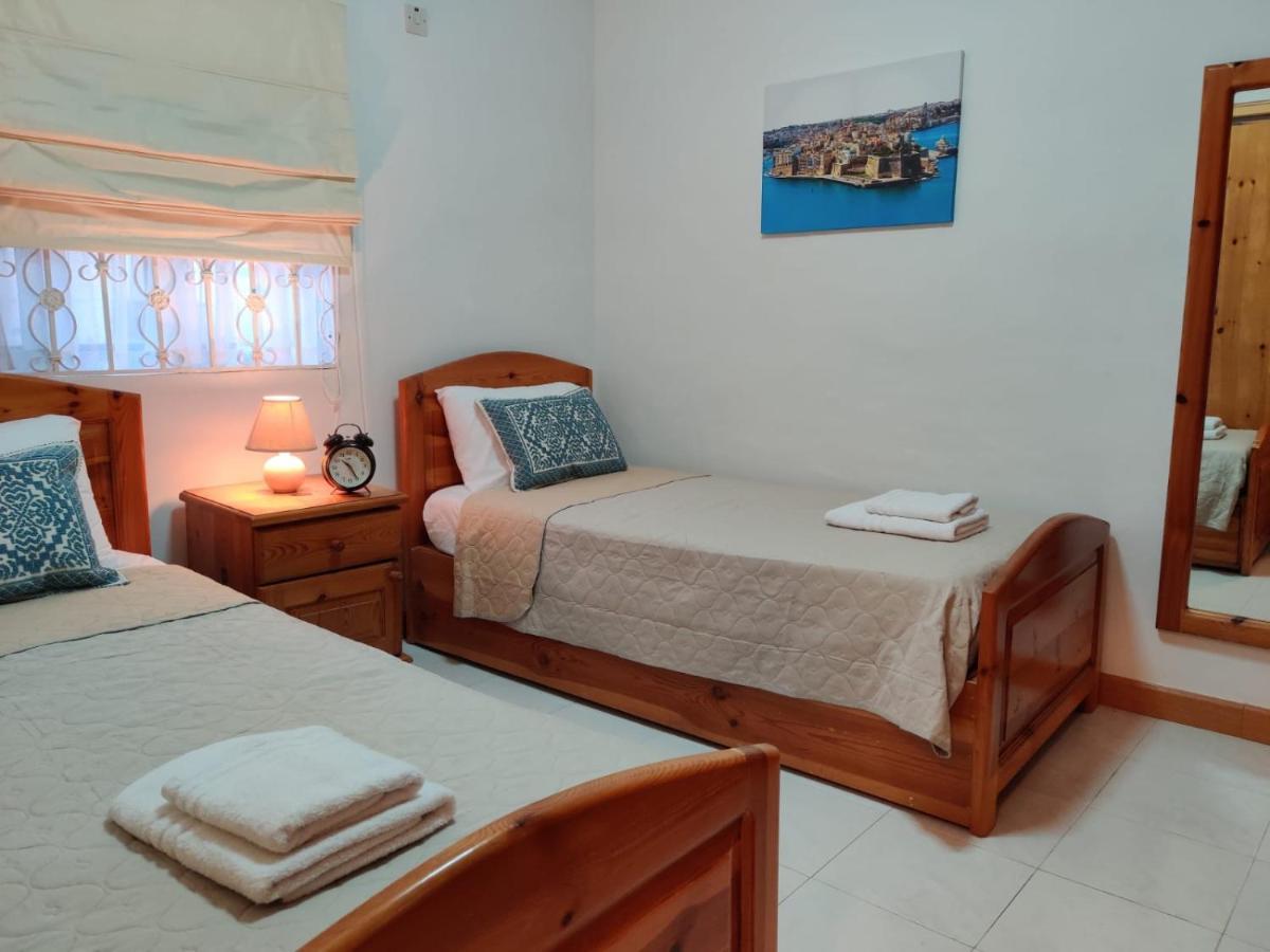 In The Heart Of Bugibba Appartement *